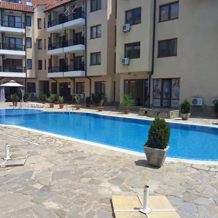 Apartment Oasis Kamchia *